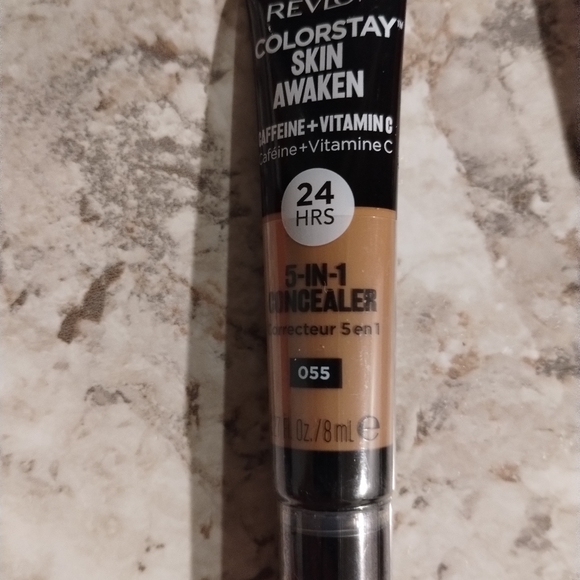 Makeup bundle - Picture 4 of 16